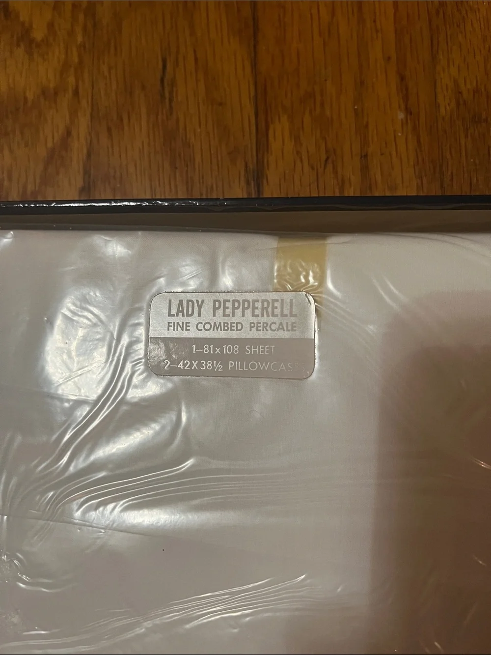 NWT Lady Pepperell Fine Combed Percale Vintage White with Gold Trimmed Sheets
